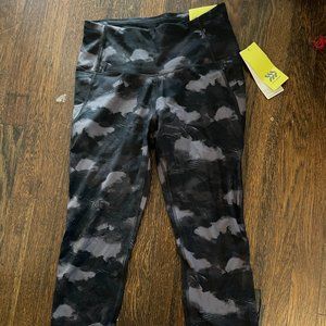 All In Motion Contour Power Waist Women's Leggings - Medium, Camouflage